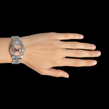 Afbeelding in Gallery-weergave laden, Orologio Rolex da donna Datejust 26 mm met vierkleurige zalmkleurige, lunetta scanalata en chiusura tot een jubileum
