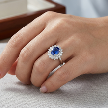 Afbeelding in Gallery-weergave laden, echte round saffier 4karaat ring met diamantaccenten

