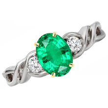 Afbeelding in Gallery-weergave laden, Ovaal Smaragd ring in Bicolor 14K Goud – zijaanzicht
