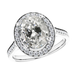 Handgemaakte Fijne Diamant Solitaire Ring met Accenten 5,50