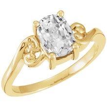 Afbeelding in Gallery-weergave laden, Solitaire Ring 14K Geelgoud met Fijne Diamant – hoofdaanzicht
