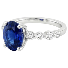 Afbeelding in Gallery-weergave laden, echte round saffier 5karaat ring op wit
