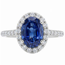 Afbeelding in Gallery-weergave laden, Ovale Natuurlijke uit de aarde gewonnen Diamanten Halo Ring met Blauwe Saffier Accent Witgoud 5.50 Karaat
