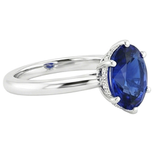 Afbeelding in Gallery-weergave laden, echte oval saffier 2.50karaat ring op wit
