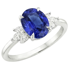 Afbeelding in Gallery-weergave laden, echte oval diamant 4.50karaat ring zijaanzicht

