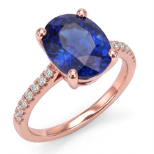 Afbeelding in Gallery-weergave laden, Ovale Solitaire Ring met Blauwe Saffier &amp; Pave Set Diamanten 4,50 Karaat
