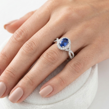 Afbeelding in Gallery-weergave laden, echte round diamant 1.55karaat ring met diamantaccenten
