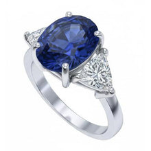 Afbeelding in Gallery-weergave laden, Ovale Sri Lanka Kleur Saffier Trillion IGI GECERTIFICEERDE Diamanten Drie Stenen Ring 6.01 Karaat
