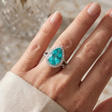 Afbeelding in Gallery-weergave laden, Paraiba Toermalijn Pavé Halo Zetting Ring 5,25 karaat in 14
