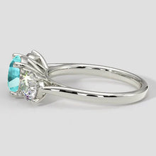 Afbeelding in Gallery-weergave laden, Paraiba Toermalijn en Ronde Diamant Drie-Steen Ring

