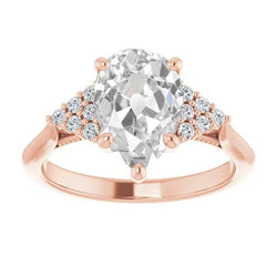 Verlovingsring met peervormige Old Mine Cut & ronde natuurlijke uit de aarde gewonnen diamanten 4.50 karaat