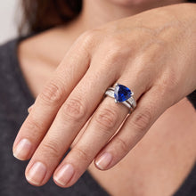 Afbeelding in Gallery-weergave laden, Princess Diamond Trillion Sapphire Ring 2,50 karaat witgoud 14K
