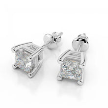 Afbeelding in Gallery-weergave laden, GIA-gecertificeerd Natuurlijke Diamanten Oorbellen 4.01ct - 14K Witgoud

