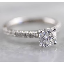 Afbeelding in Gallery-weergave laden, Prong Set Echt Diamanten Verlovingsring Wit Goud 2 Karaat Wit Goud 14K
