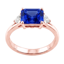 Afbeelding in Gallery-weergave laden, Ring met 3 stenen biljoen Natuurlijke echte diamant ( niet in het laboratorium gekweekt )en blauwe saffier 2,50 karaat gespleten schacht
