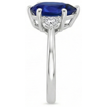 Afbeelding in Gallery-weergave laden, Driestenen Ring met uit de aarde gewonnen Diamant &amp; Blauwe Saffier 6.75 Karaat Taps Toelopende Band Goud
