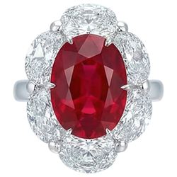Rode Robijn Met Halo Diamanten Ring Wit Goud 14K 5.25 Ct Edelsteen Nieuw