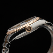 Afbeelding in Gallery-weergave laden, Roestvrij staal en geelgouden jubileum Rolex Datumjust dameshorloge met wijzerplaat
