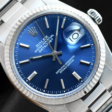 Afbeelding in Gallery-weergave laden, Rolex Datejust 36mm Roestvrij Staal Horloge met Blauwe Wijzerplaat met Streepindexen en Gekartelde Lunette
