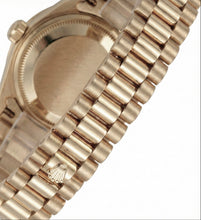 Afbeelding in Gallery-weergave laden, Rolex Champagne Stok wijzerplaat voorzitter horloge Datumjust diamanten rand Geel goud
