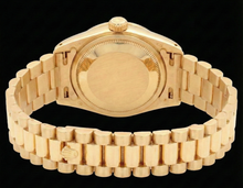 Afbeelding in Gallery-weergave laden, Rolex Dames voorzitter-stijl horloge Geelgouden diamanten dweil-wijzerplaat
