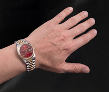 Afbeelding in Gallery-weergave laden, Rolex Datejust 16013 36mm Tweekleurig Horloge met Rode Romeinse Wijzerplaat
