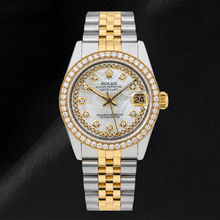Afbeelding in Gallery-weergave laden, Rolex Datejust 31 mm 6824 Wit Parelmoer Diamanten Wijzerplaat met Diamantensnoer Tweekleurige Jubilee-armband
