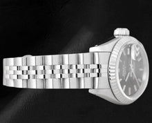Afbeelding in Gallery-weergave laden, Rolex Datejust 31 mm zwart stalen horloge met stokwijzerplaat
