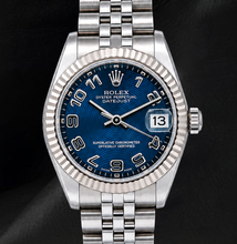 Afbeelding in Gallery-weergave laden, Rolex Datejust 31 mm 178274 Blauwe Arabische Wijzerplaat Witgoud Gekartelde Lunette Horloge
