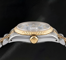 Afbeelding in Gallery-weergave laden, Rolex Datejust 6917 26mm Blauw Parelmoer Diamanten Wijzerplaat Tweekleurig Horloge
