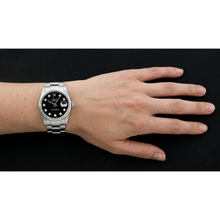 Afbeelding in Gallery-weergave laden, Rolex Datejust Horloge met Zwarte Diamanten Wijzerplaat en Roestvrij Stalen Oyster-armband
