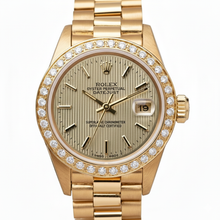 Afbeelding in Gallery-weergave laden, Rolex Datumjust Champagne Tapijtwerk wijzerplaat met krijtstreep horloge goud voorzitter
