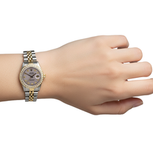 Afbeelding in Gallery-weergave laden, Rolex Datumjust Middelgroot 31 mm witte parelmoer diamanten wijzerplaat diamanten rand jubileumbandhorloge roestvrij staal en goud P3
