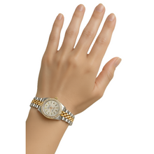 Afbeelding in Gallery-weergave laden, Rolex Datumjust dameshorloge met witte stok wijzerplaat roestvrij staal en geel goud P2
