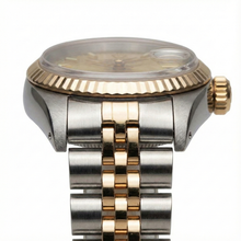 Afbeelding in Gallery-weergave laden, Rolex Datumjust roestvrijstalen en gele dameshorloge met champagnekleurige wijzerplaat
