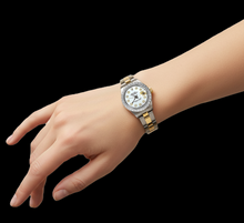 Afbeelding in Gallery-weergave laden, Rolex Datumjust tweekleurige dameshorloge met diamanten lunette P3
