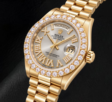 Afbeelding in Gallery-weergave laden, Rolex Day-Date 18038 36mm Zilveren Romeinse Diamanten Wijzerplaat Geelgoud Horloge
