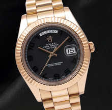 Afbeelding in Gallery-weergave laden, Rolex Day-Date II 41mm 218235 Roségoud Horloge met Zwarte Arabische Wijzerplaat en President-band

