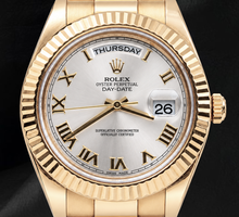 Afbeelding in Gallery-weergave laden, Rolex Day-Date II 41mm 218238 Zilveren Romeinse Wijzerplaat President-band Geelgoud Horloge
