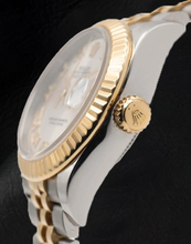 Afbeelding in Gallery-weergave laden, Rolex Lady-Datejust 28mm 279173 tweekleurig horloge met zilveren Romeinse wijzerplaat

