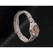 Afbeelding in Gallery-weergave laden, Rolex Oyster Perpetual Dameshorloge 26mm Jaar 2002 Roze Arabische Wijzerplaat
