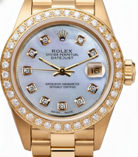 Afbeelding in Gallery-weergave laden, echte round diamant 0.20karaat watch close-up detail
