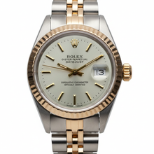 Afbeelding in Gallery-weergave laden, Rolex witte stok wijzerplaat zeer fijn dames geelgouden horloge jubileum
