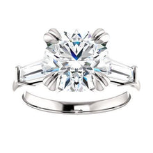 Afbeelding in Gallery-weergave laden, Rond Met Stokbrood Echt Diamanten Ring Met 3 Stenen Wit Goud 2,30 Karaat
