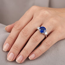 Afbeelding in Gallery-weergave laden, Ronde Natuurlijke echte diamant ( niet in het laboratorium gekweekt )en drie stenen diepblauwe saffier ring 2,50 karaat sieraden
