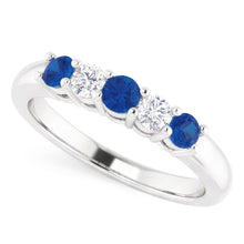 Afbeelding in Gallery-weergave laden, Ronde Natuurlijke echte diamanten ( niet in een laboratorium gekweekt ) ring met blauwe saffiersteen 2 karaat witgoud 14K
