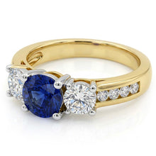 Afbeelding in Gallery-weergave laden, Ronde saffier edelsteen ring kanaal set Natuurlijke echte diamant ( niet in het laboratorium gekweekt )en 4 karaat
