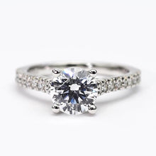 Afbeelding in Gallery-weergave laden, Ronde Echt Diamanten Solitaire Ring Met Accenten
