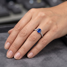 Afbeelding in Gallery-weergave laden, Ronde Sri Lanka Saffier Ring Diamanten Sieraden Wit Goud 14K
