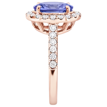 Afbeelding in Gallery-weergave laden, Roségoud 14K 15.40 Karaat Tanzaniet Met Natuurlijke uit de aarde gewonnen Diamanten Ring Nieuw
